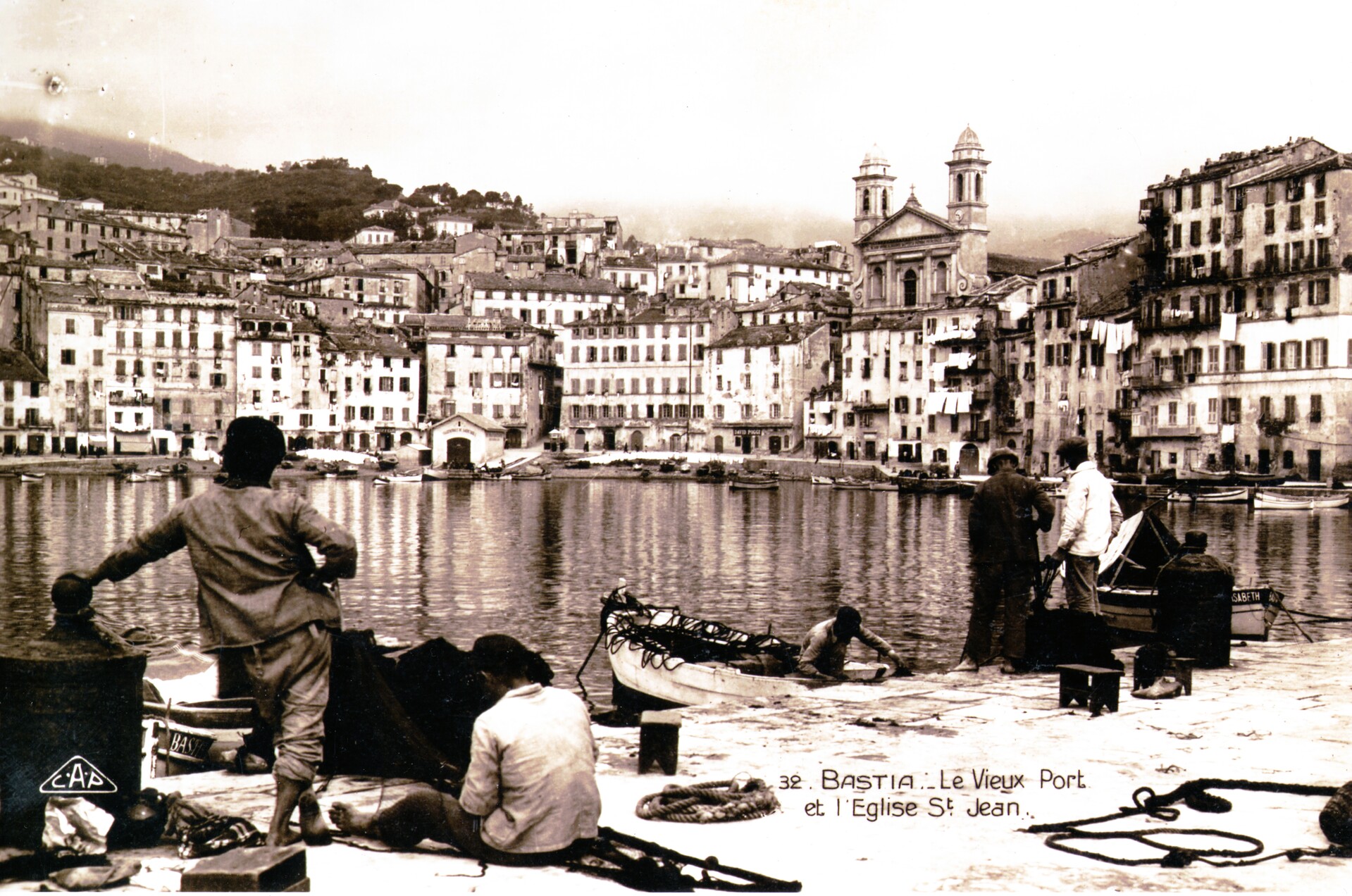 La Sainte Elisabeth Quai Madonetta sabeth - Vieux port de Bastia 1935