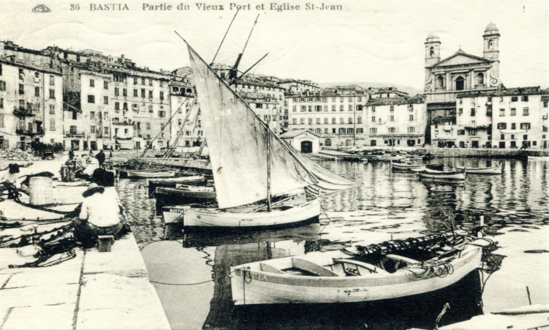 Vieux port de Bastia - Esquif